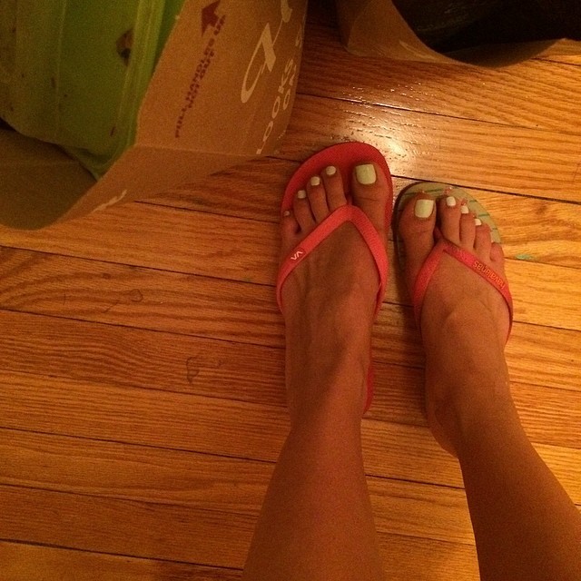 Kaitlyn Chookagian Feet