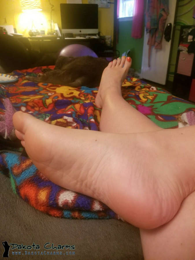 Dakota Charms Feet