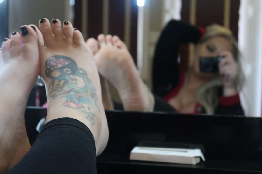 Tara Babcock Feet. 