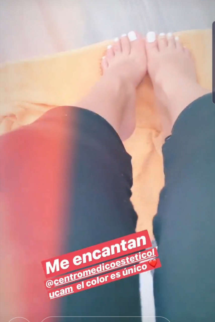Miriam Saavedra Feet