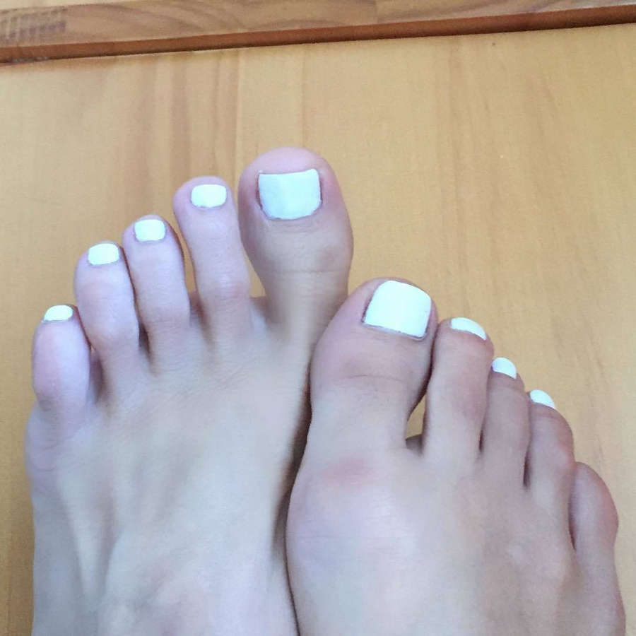 Mariann Gavelo Feet