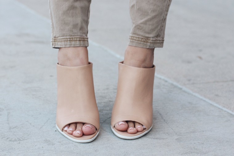 Marianna Hewitt Feet