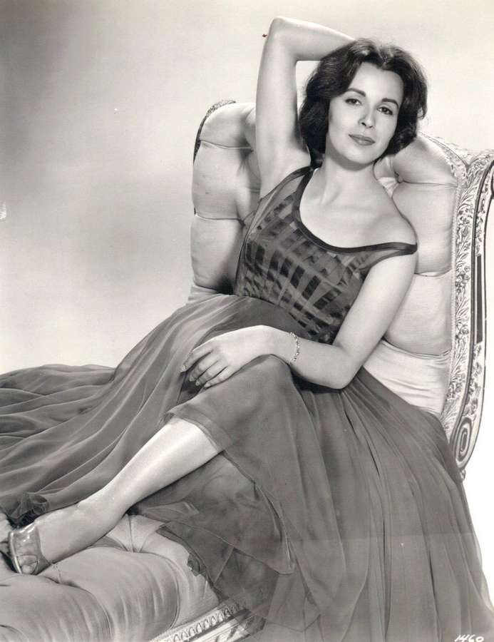 Claire Bloom Feet