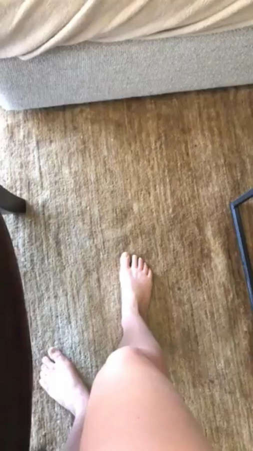 Sosie Bacon Feet