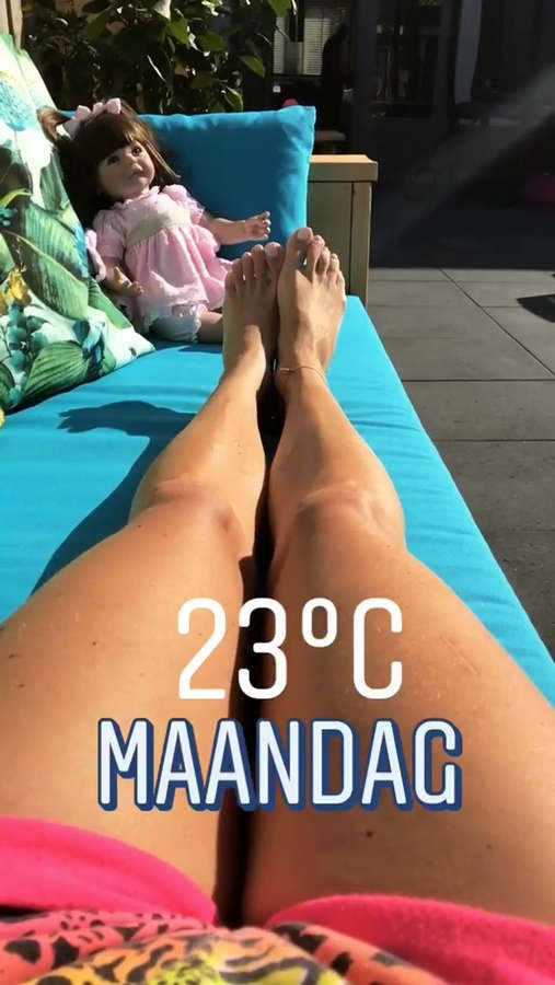 Danielle Van Aalderen Feet