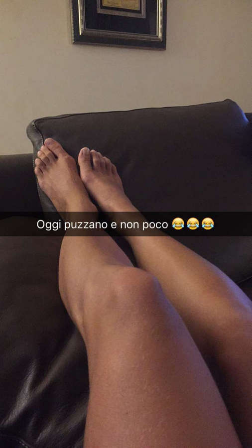 Alessia Reato Feet