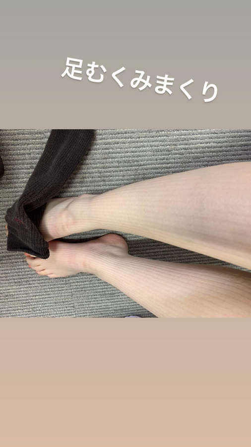 Miku Tanaka Feet
