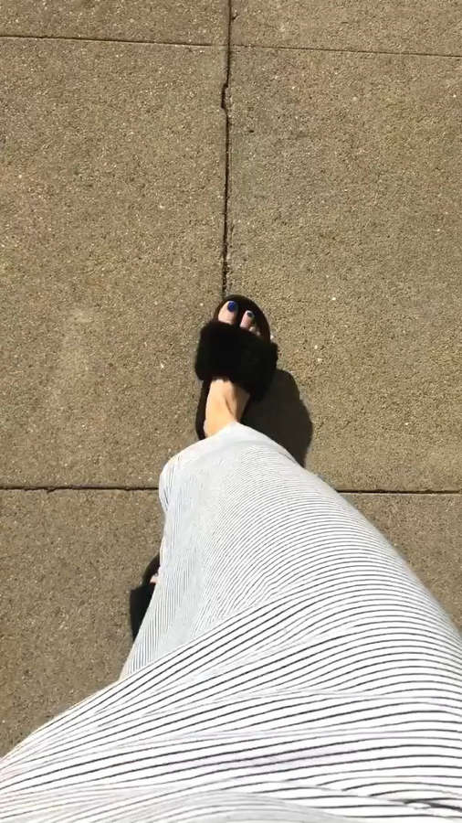 Bianca Rusu Feet