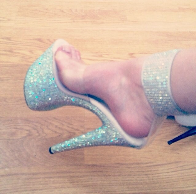 Sarina Valentina Feet
