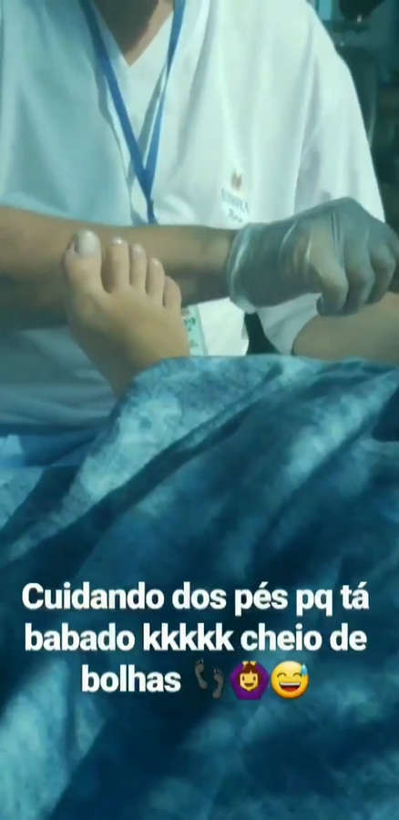 Livia Andrade Feet