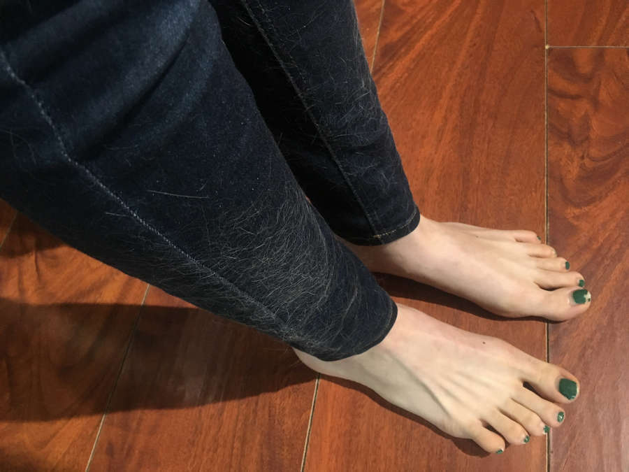 Sarah Desjardins Feet