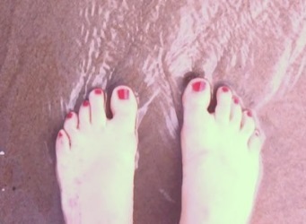 Nora Rainer Micsinyei Feet