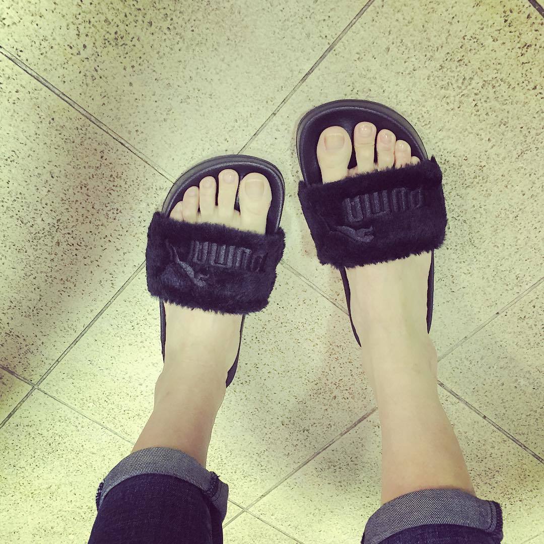 Jia Song Feet