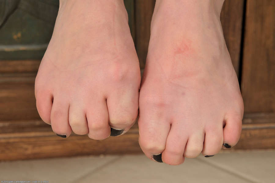Giselle Leon Feet