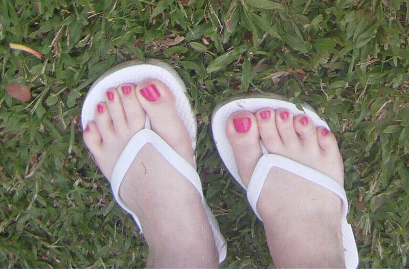 Karen Alloy Feet