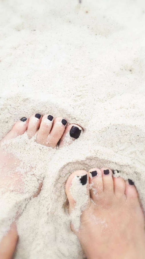 Emmanuelle Beart Feet