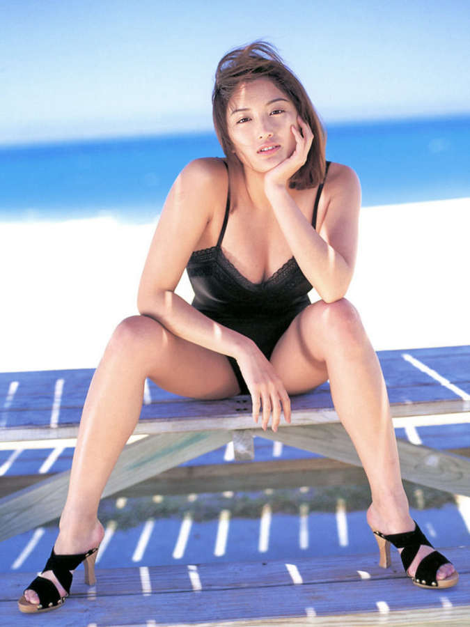 Harumi Inoue Feet