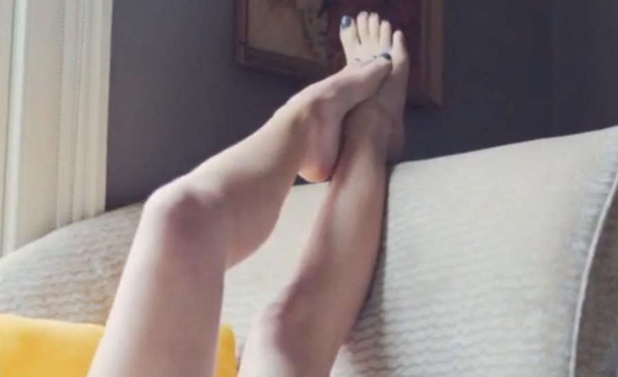 Diana Vickers Feet