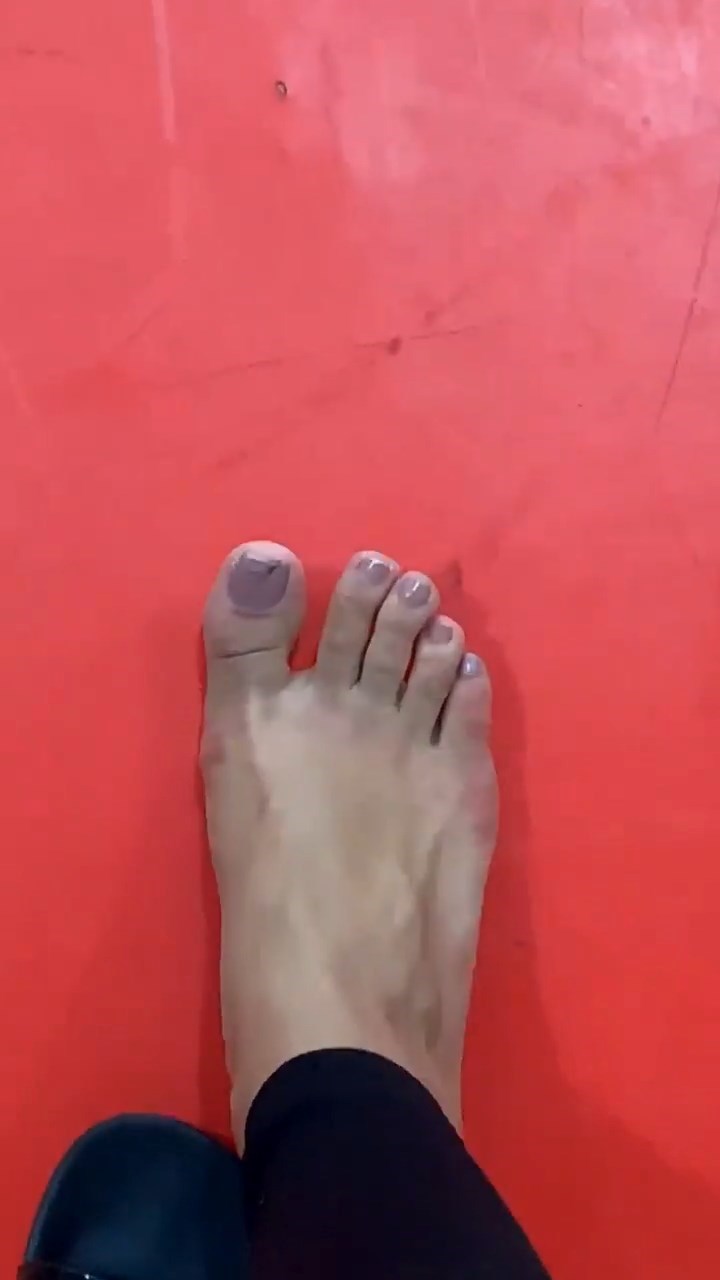 Thaynara Oliveira Gomes Feet