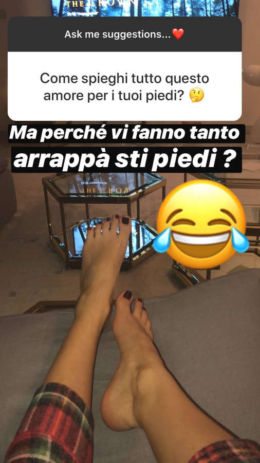 Silvia Caruso Feet