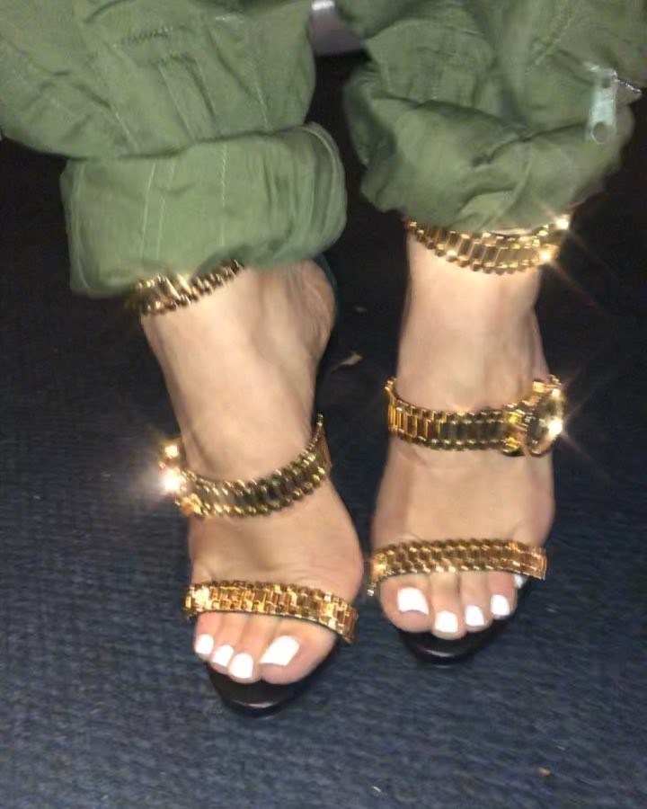 Veronica Vega Feet