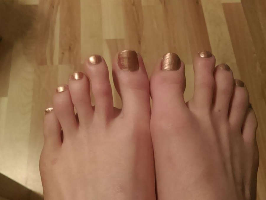 Ana Molly Feet