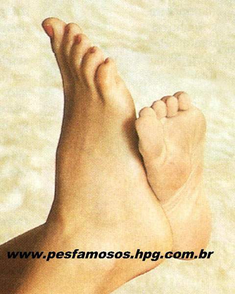 Deborah Secco Feet